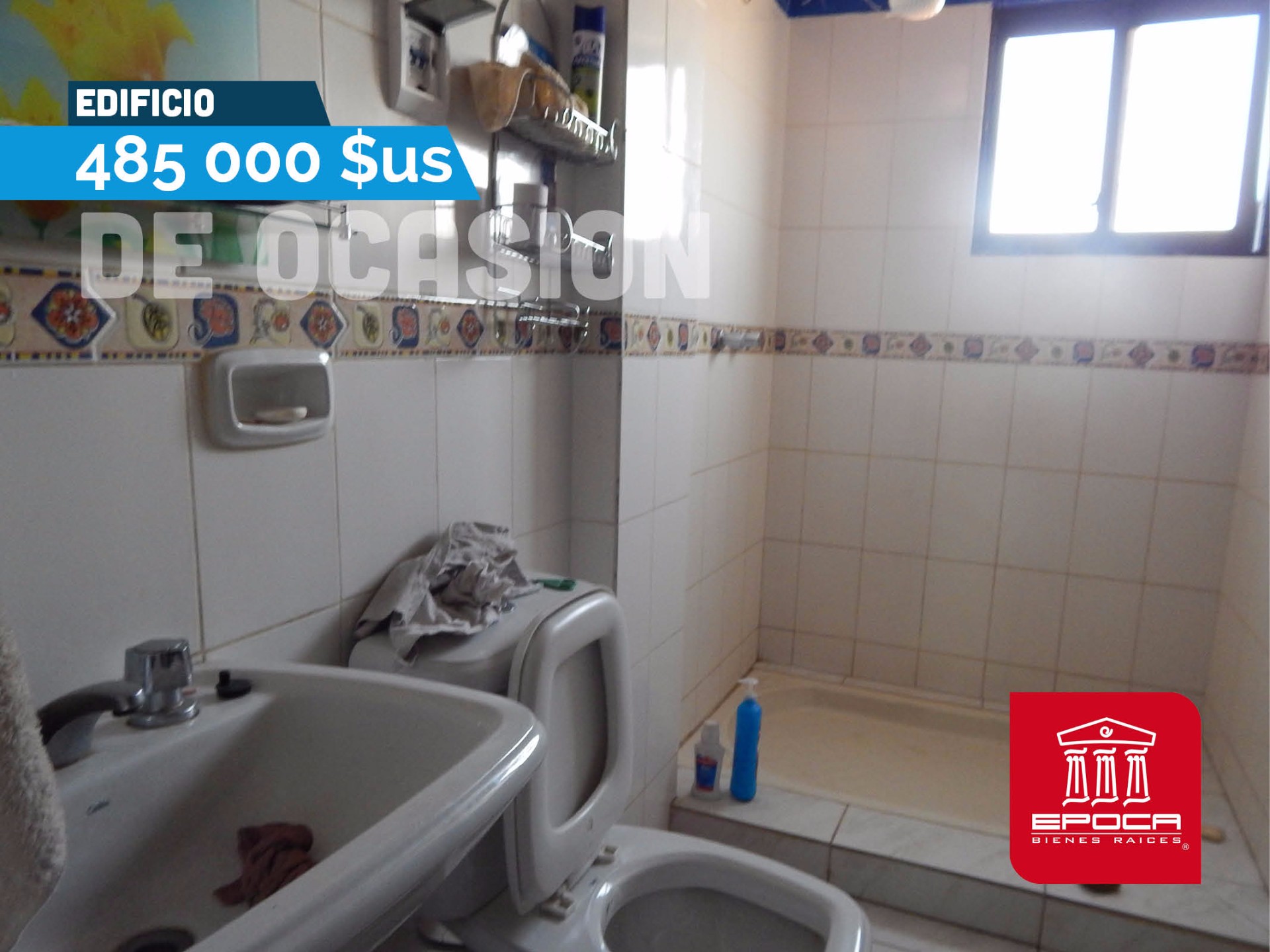 Casa en VentaAvenida petrolera km 3.5 Barrio Universitario, Vendo edificio 3  plantas de 1 suite 2 dormitorios (cada piso) 9 dormitorios 6 baños 4 parqueos Foto 2