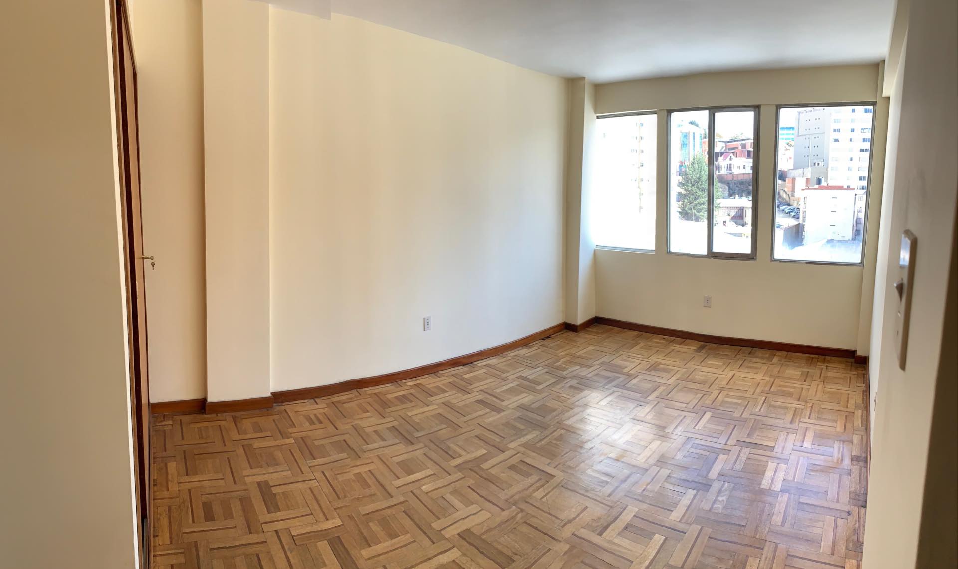 Departamento C. 20 de octubre esquina Aspiazu Edificio Europa Foto 2