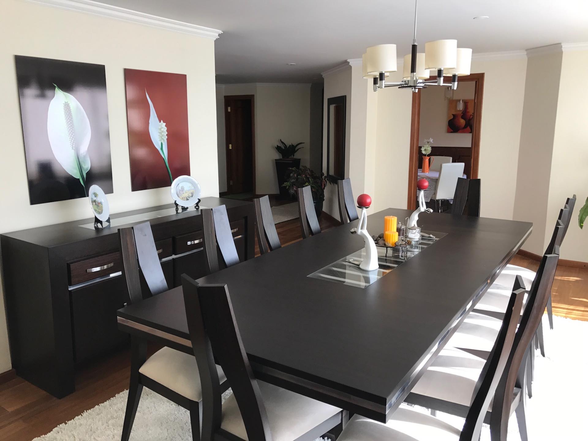 Departamento Venta en dólares. Oportunidad única
Calle 23 calacoto esquina Gabino Villanueva. Foto 18