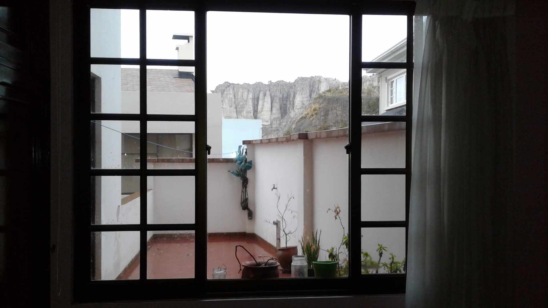 Departamento en Achumani en La Paz 3 dormitorios 3 baños 1 parqueos Foto 3
