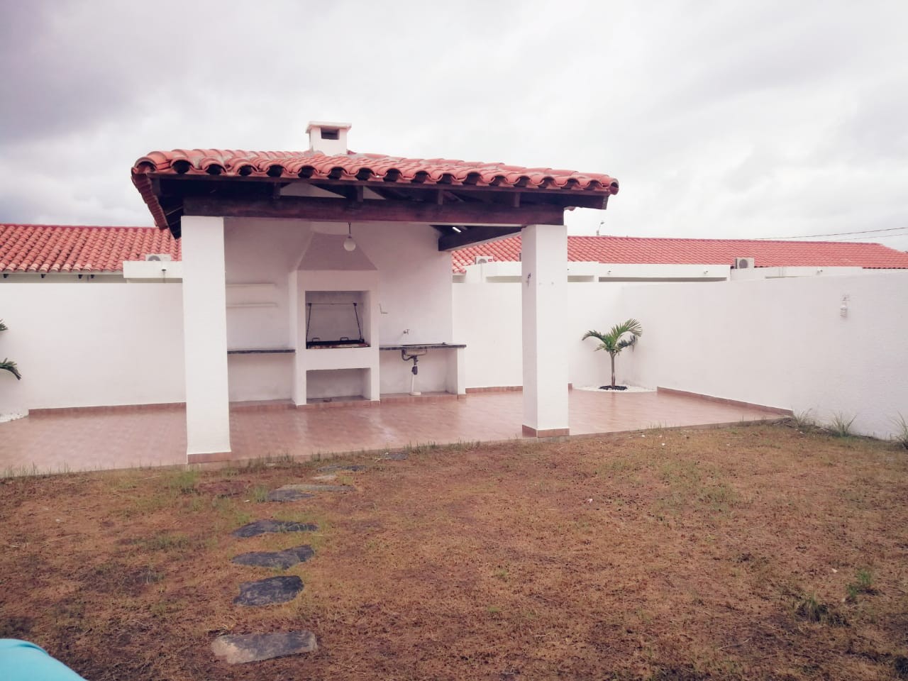 Casa en AlquilerCondominio la Fontana Riviera 1 3 dormitorios 2 baños 1 parqueos Foto 4