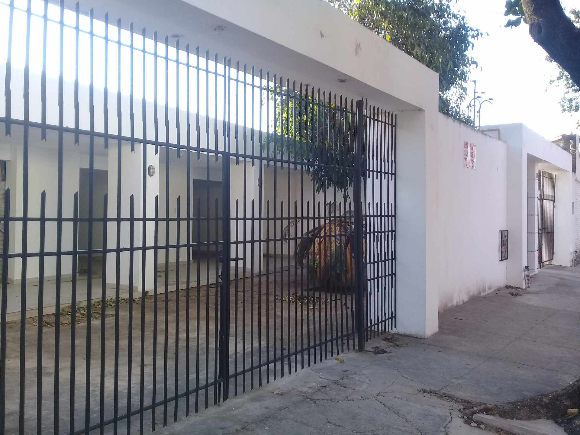 Terreno en Venta2do ANILLO  ENTRE AV VIRGEN DE COTOCA Y AV. BRASIL    Foto 2