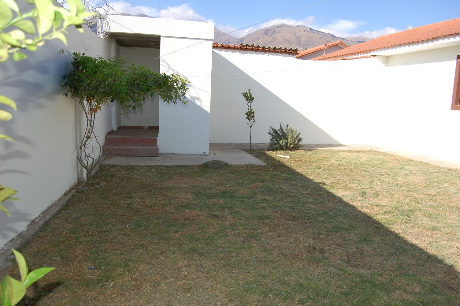 Casa en Tiquipaya en Cochabamba 3 dormitorios 2 baños 1 parqueos Foto 5