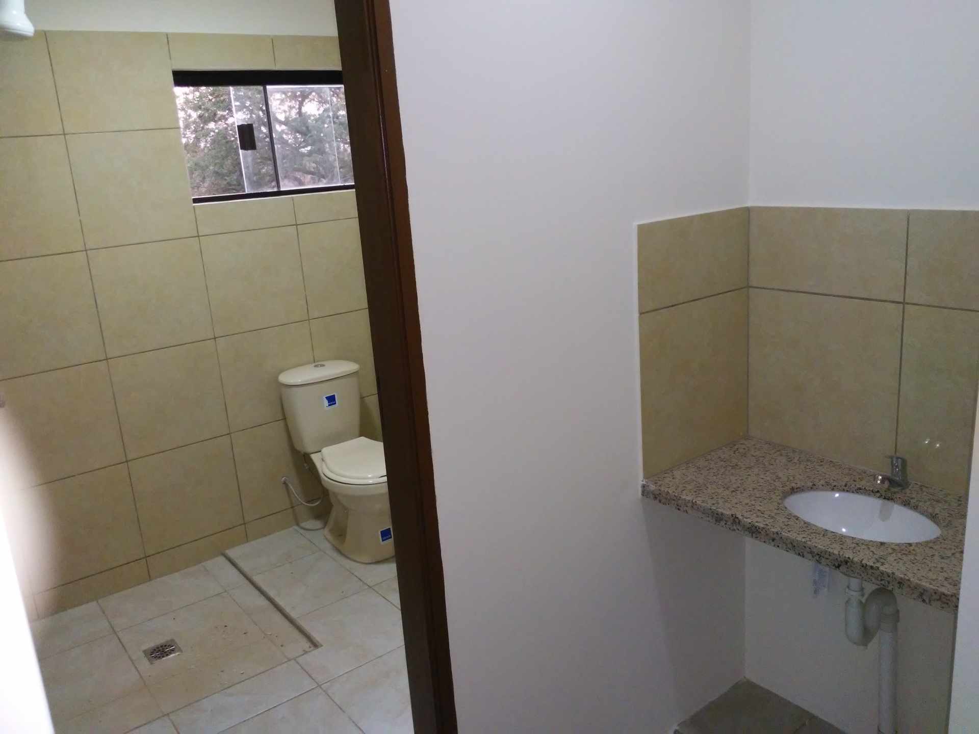 Casa en VentaBarrio Virgen de Guadalupe C/ San Simon 8vo anillo entre Cambodromo y Av Lujan parada final linea 14 Foto 7