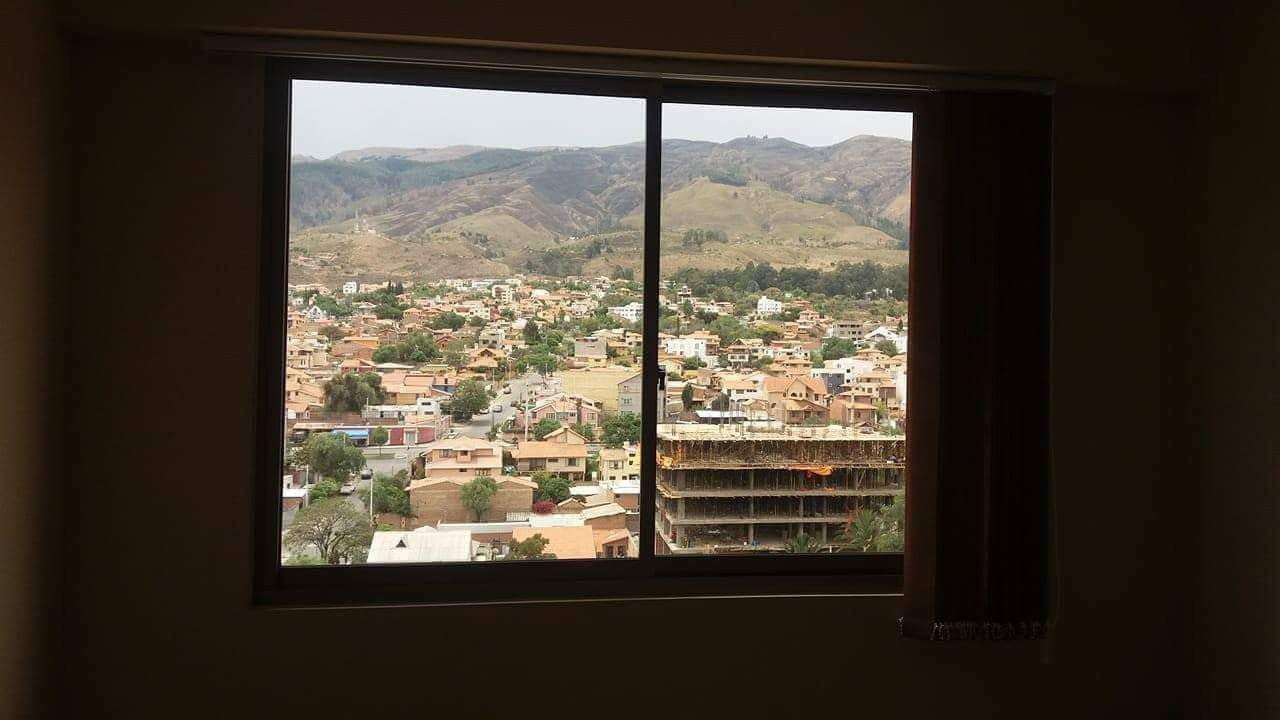 Departamento en Tupuraya en Cochabamba 1 dormitorios 1 baños 1 parqueos Foto 2