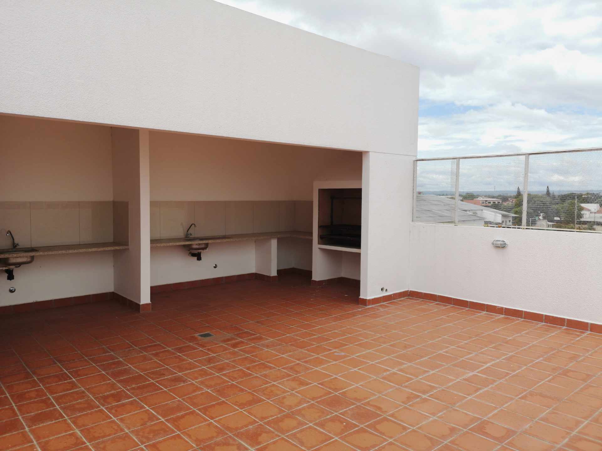 Departamento en Las Palmas en Santa Cruz de la Sierra 3 dormitorios 2 baños 1 parqueos Foto 9