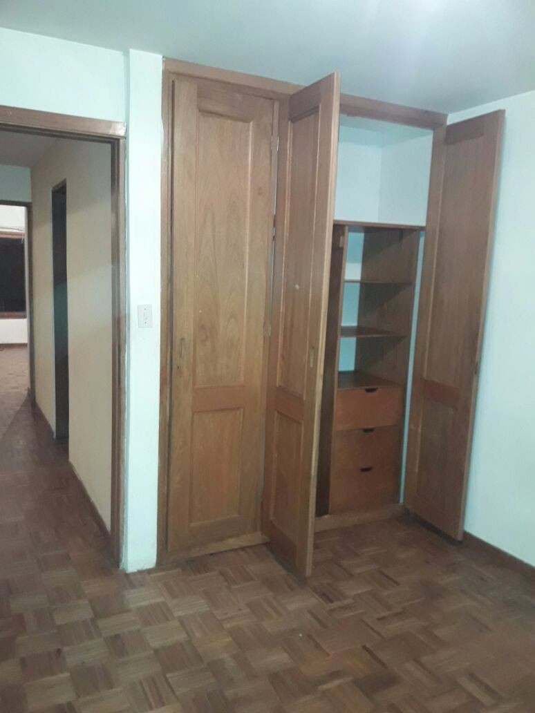 Departamento en VentaCalle 10 de Obrajes. Edificio Aries. Piso 2 2 dormitorios 1 baños  Foto 13