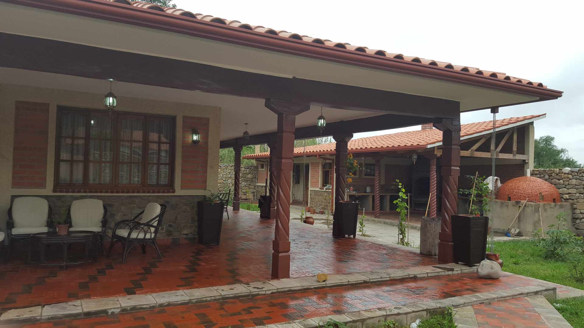 Casa en Tomatitas en Tarija 4 dormitorios 3 baños 6 parqueos Foto 21