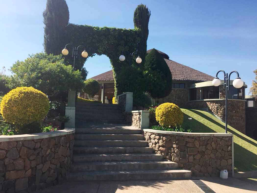 Casa en Villa Taquiña en Cochabamba 6 dormitorios 7 baños 6 parqueos Foto 5