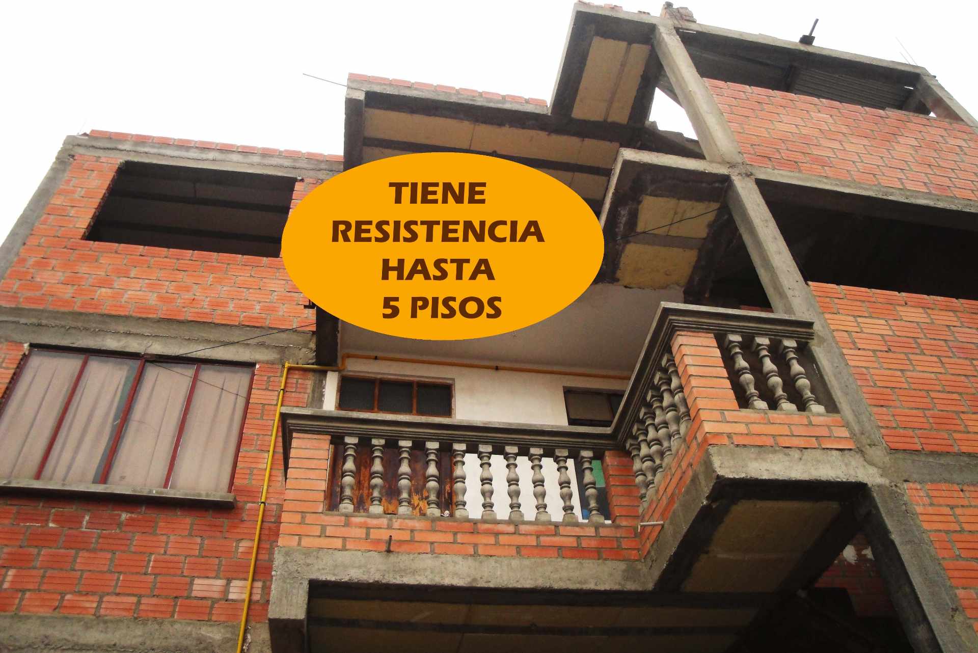 Casa en VentaAv. Versalles entre Calle Mururata, Zona San Jorge, Senkata - El Alto Foto 5
