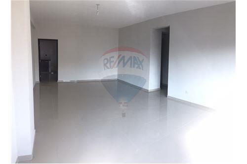 En Venta a $us 106,000 Foto 3