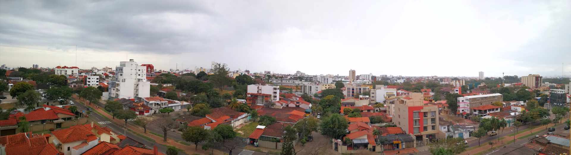 Oficina Av. San Martín entre Segundo y Tercer Anillo. Centro Empresarial Torre Ambassador Foto 8