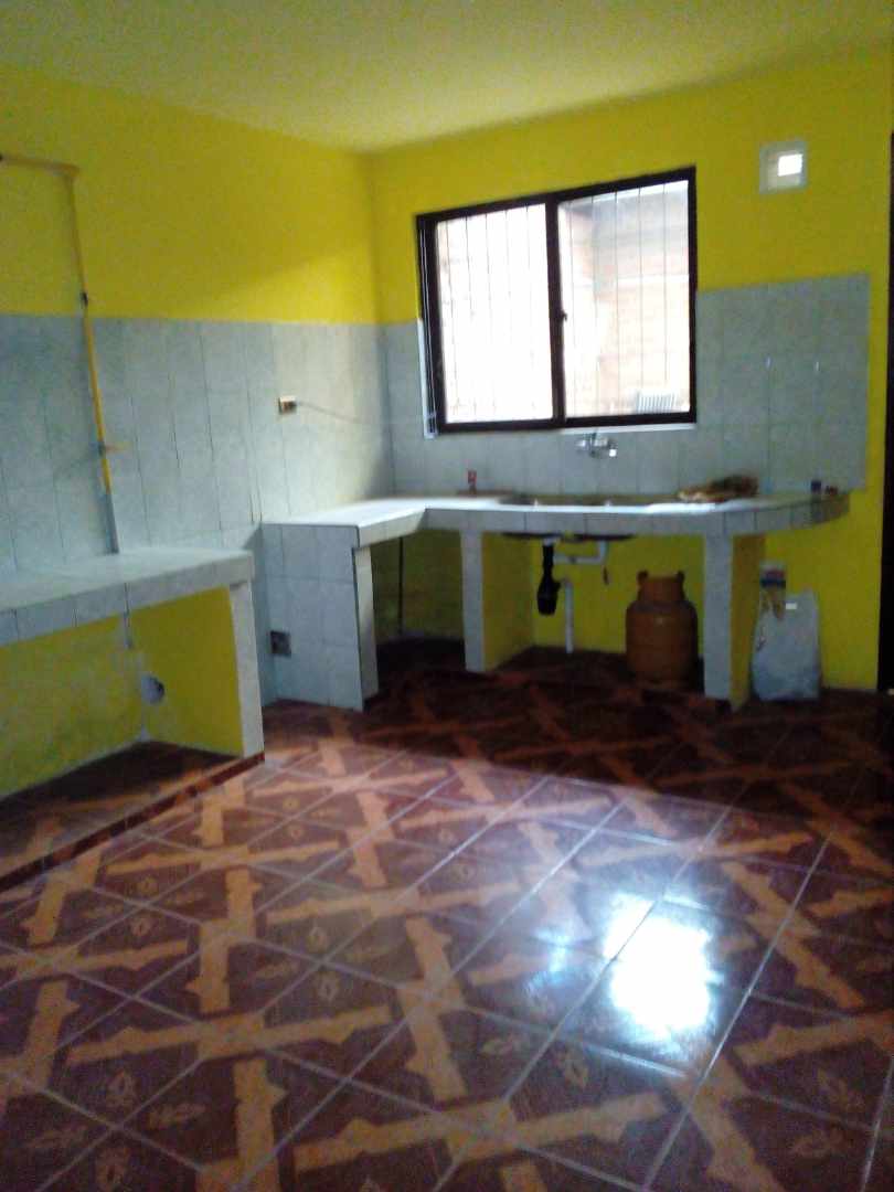 En Alquiler a Bs 3,500 Foto 3