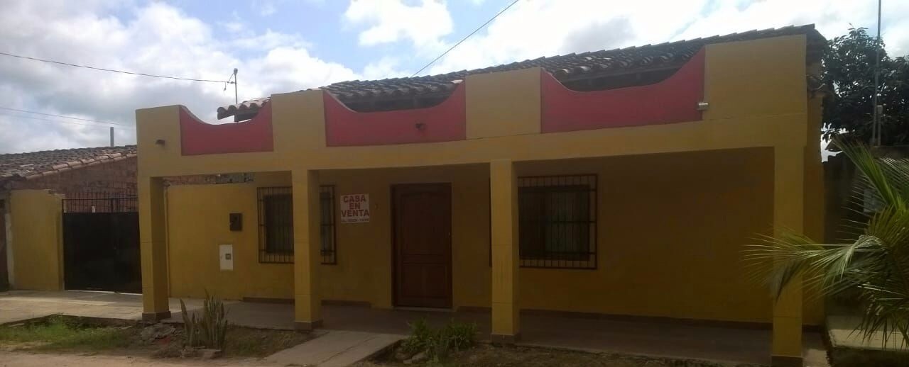 Casa en VentaAv/Pando E/ Av, Bolivar y Sucre 3 dormitorios 1 baños 2 parqueos Foto 1