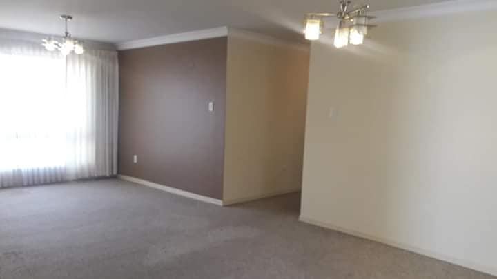 Departamento en AlquilerAv. Monseñor Quiroz 3 dormitorios 3 baños 1 parqueos Foto 1