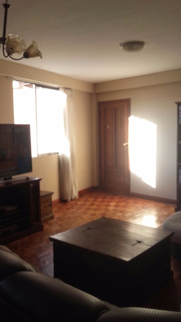 Departamento en Obrajes en La Paz 2 dormitorios 1 baños  Foto 2