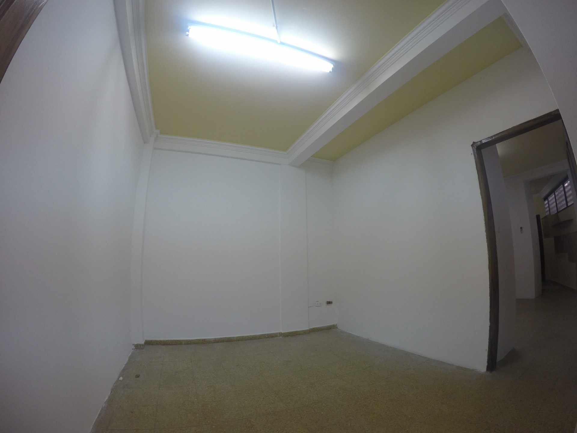 Departamento en Entre 1er y 2do anillo Norte en Santa Cruz de la Sierra 1 dormitorios 1 baños  Foto 2