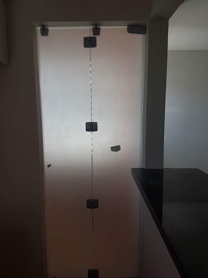 Departamento en Entre 2do y 3er anillo Oeste en Santa Cruz de la Sierra 2 dormitorios 2 baños  Foto 10