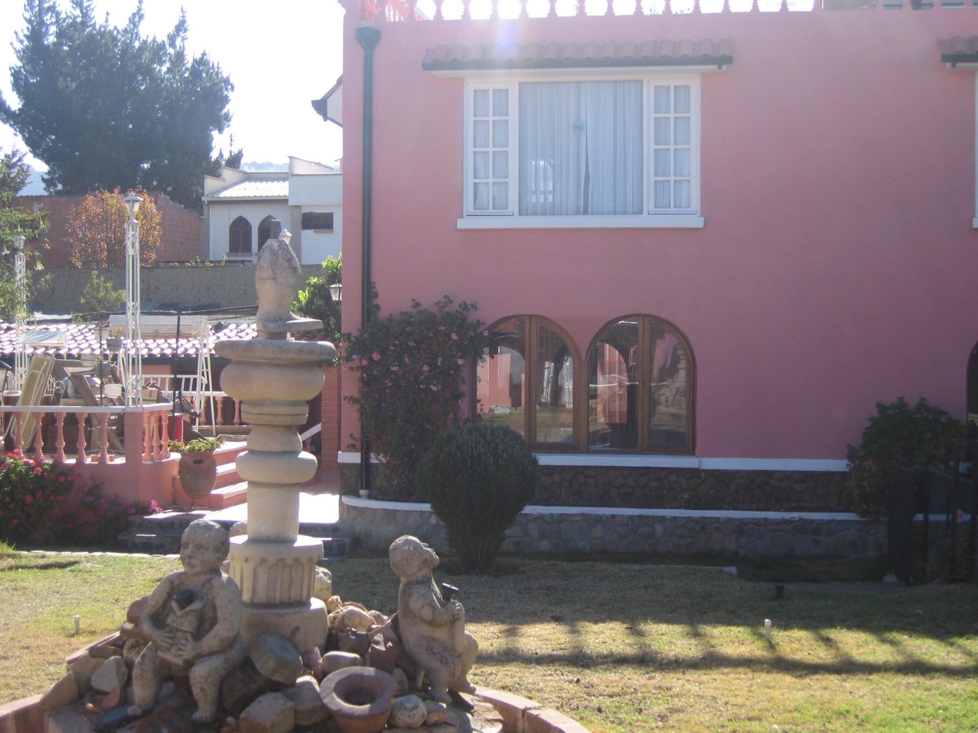 Casa en Mallasa en La Paz 4 dormitorios 5 baños 6 parqueos Foto 16