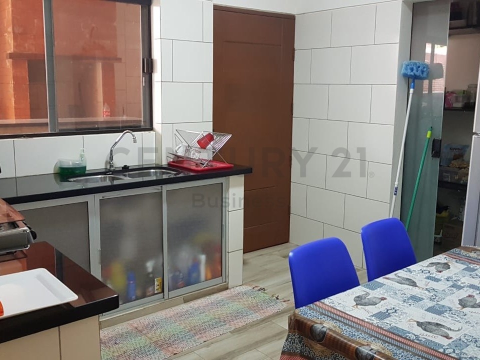 Oficina en AlquilerDirección: 6to anillo Av Pirai 
Zona: 
Municipio: Sur
Departamento: Santa Cruz
País: Bolivia Foto 8