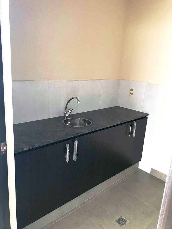 En Venta a $us 360,000 Foto 2