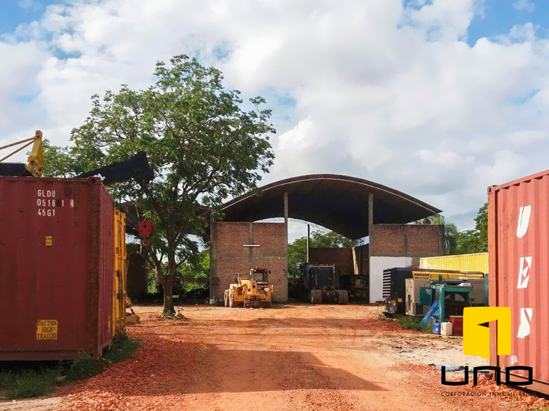 Oficina en Pampa de la isla en Santa Cruz de la Sierra  3 baños 5 parqueos Foto 2