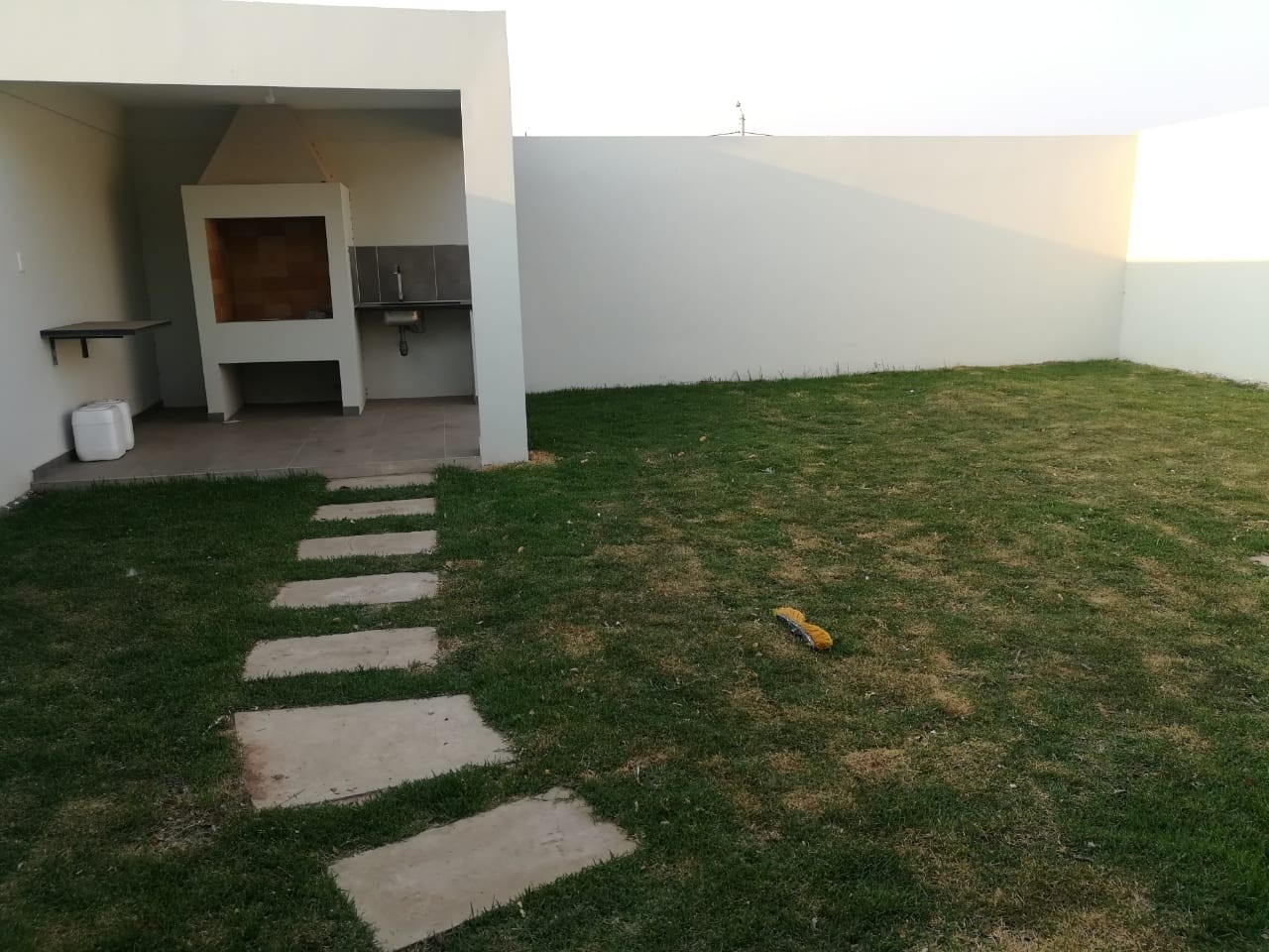 Casa Urbanizacion San Miguel, avenida 3 pasos al frente 9no anillo Foto 2