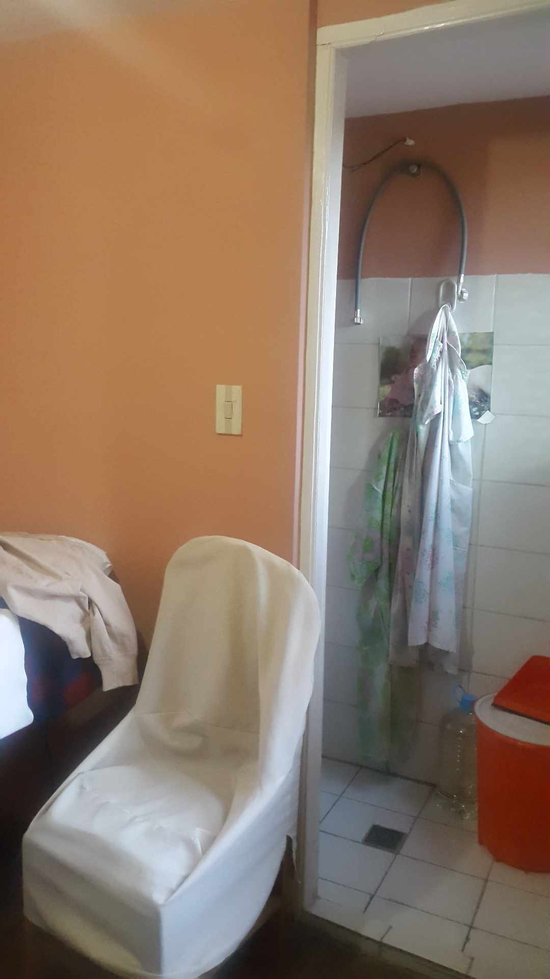 Departamento en VentaZONA VILLA COPACABANA, CALLE CARLOS WINER 4 dormitorios 3 baños  Foto 8