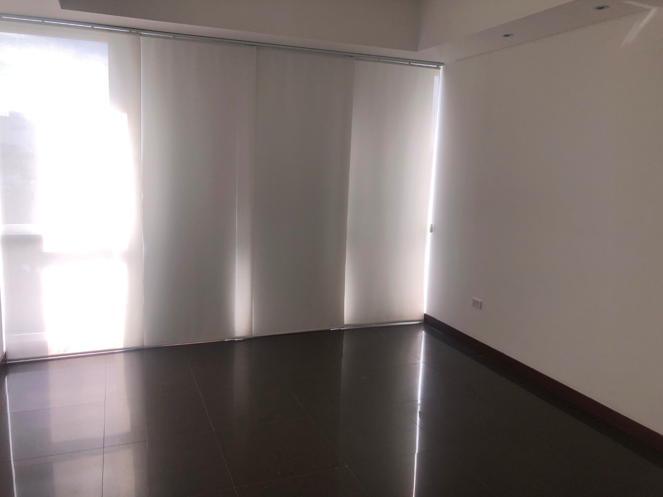 En Alquiler a $us 2,200 Foto 10
