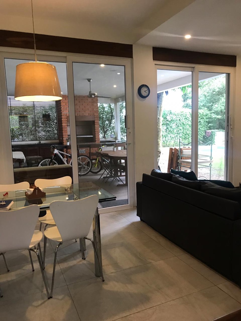 Casa en AlquilerAvda Pirai y 5to anillo 4 dormitorios 6 baños 3 parqueos Foto 26