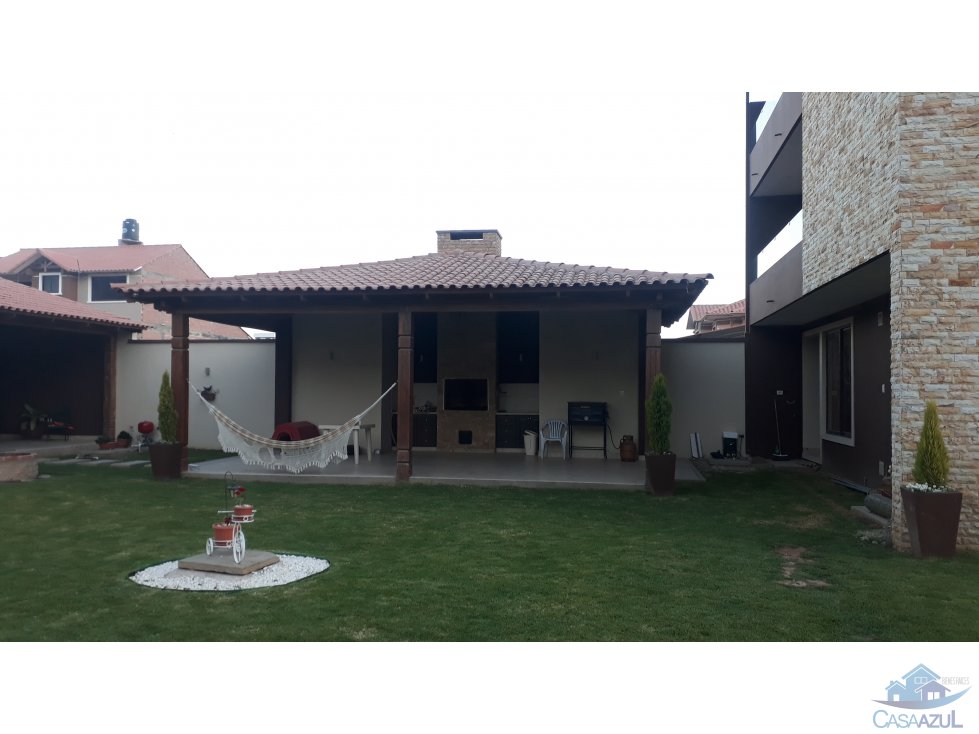Casa en Sarco en Cochabamba 4 dormitorios 4 baños 2 parqueos Foto 28