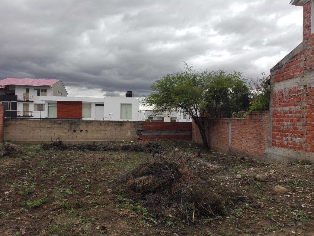 Terreno en SENAC en Tarija    Foto 5