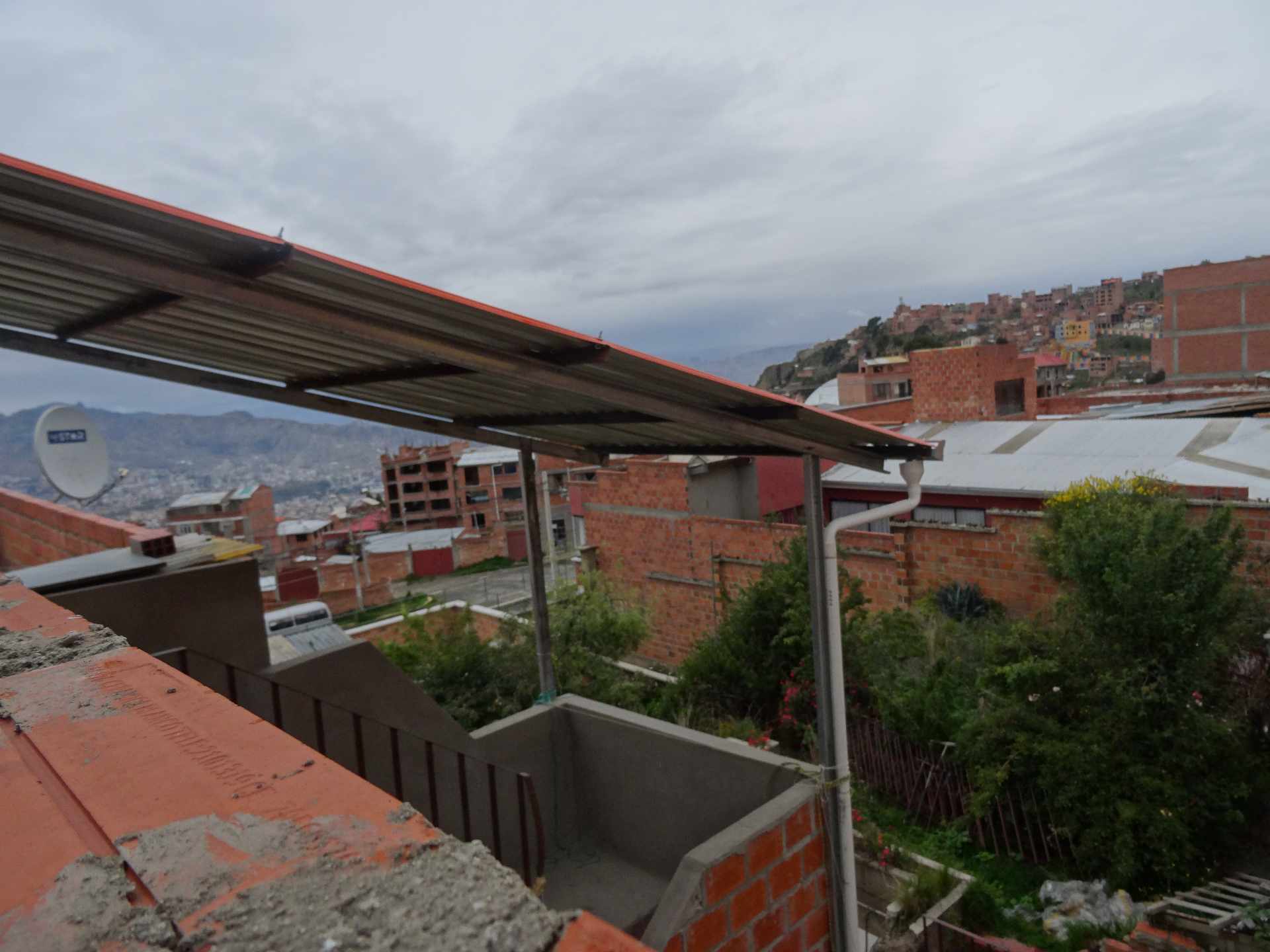 Casa en Pampahasi en La Paz 2 dormitorios 2 baños 2 parqueos Foto 10