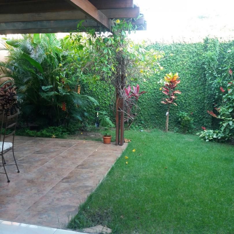 Casa en Doble vía La Guardia en Santa Cruz de la Sierra 3 dormitorios 4 baños 2 parqueos Foto 5