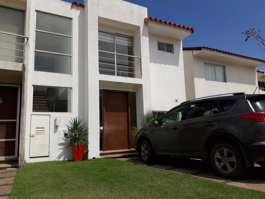 Casa en Entre 6to y 7mo anillo Norte en Santa Cruz de la Sierra 3 dormitorios 4 baños 2 parqueos Foto 15