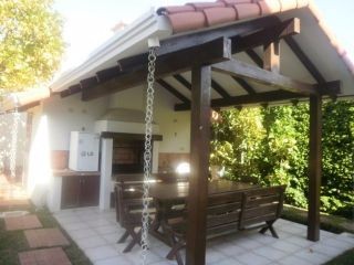 Casa en Urubó en Santa Cruz de la Sierra 5 dormitorios 4 baños 4 parqueos Foto 2