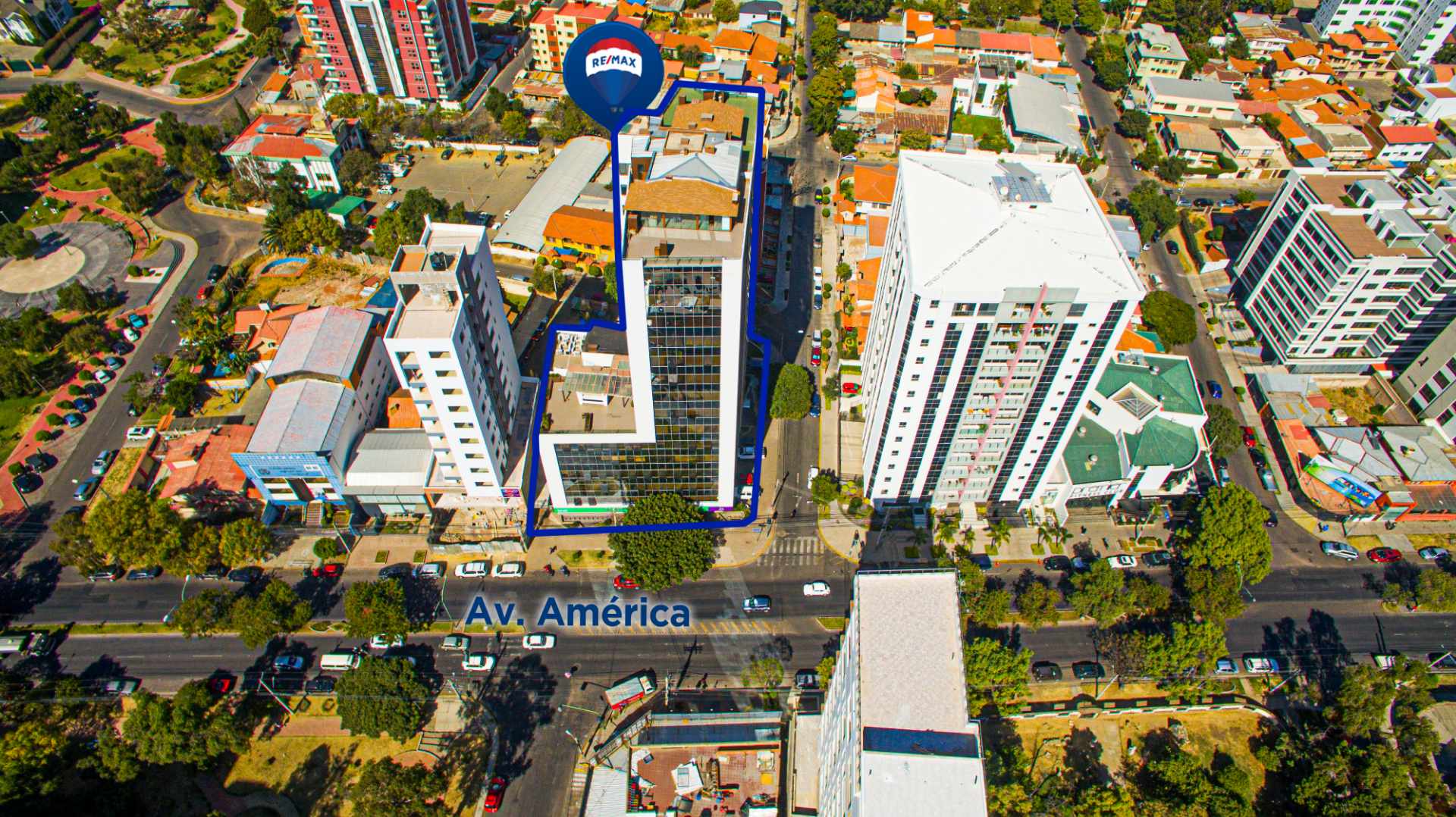 Departamento en Aranjuez en Cochabamba 2 dormitorios 2 baños  Foto 3