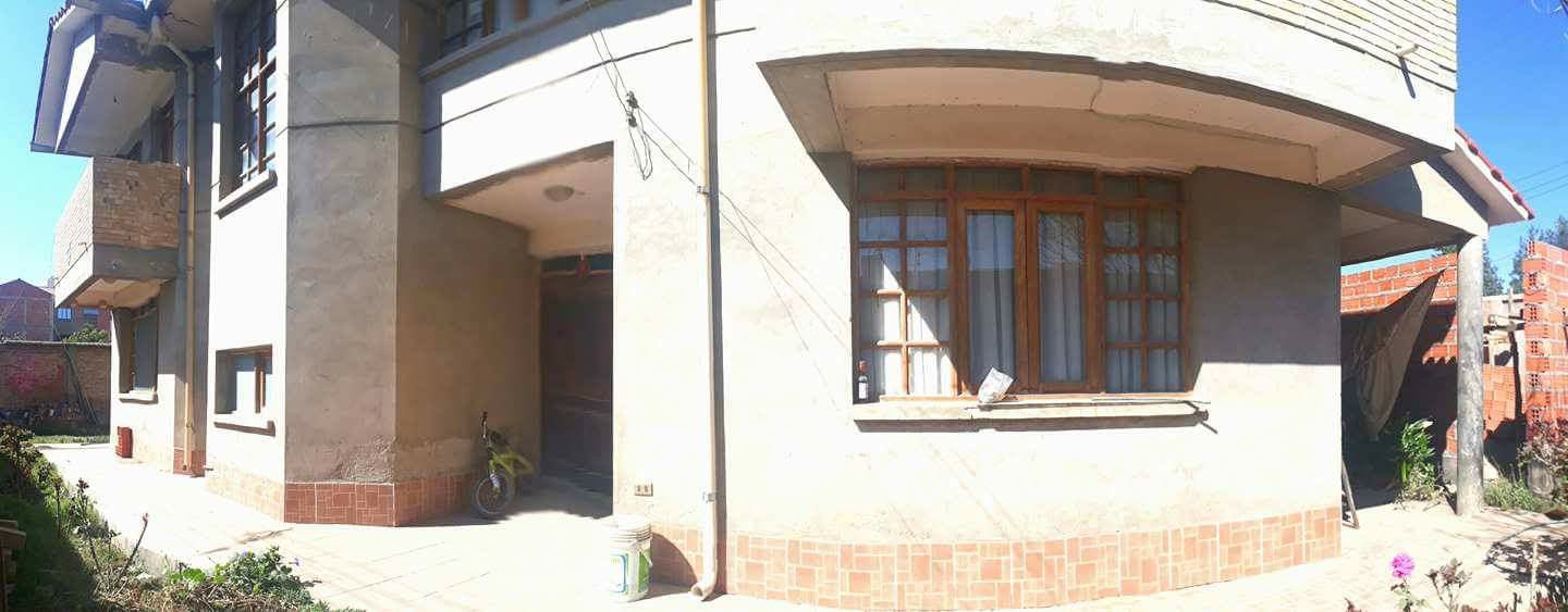 Casa en VentaQuillacollo Cochabamba  3 dormitorios 2 baños 3 parqueos Foto 1