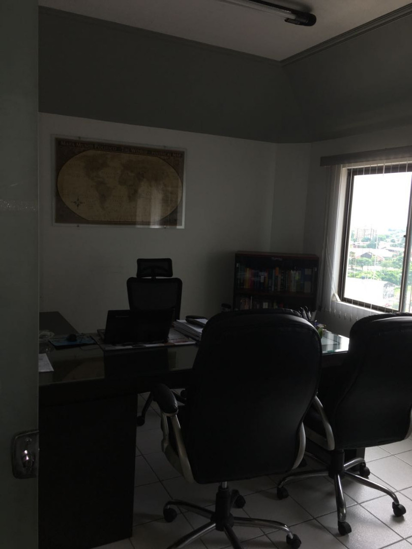 Oficina Ave. Monseñor Rivero #359 Edif. Milenio Foto 8