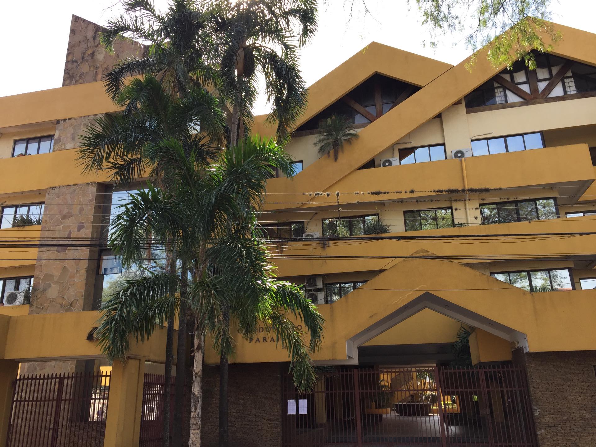 Departamento en VentaCondominio El Paraiso ,c/ Santiago Ortiz # 80 , entre 1 y 2 anillo  2 dormitorios 1 baños  Foto 9