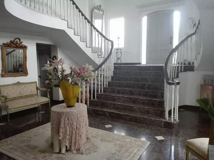 Casa Achumani calle 9 Foto 4