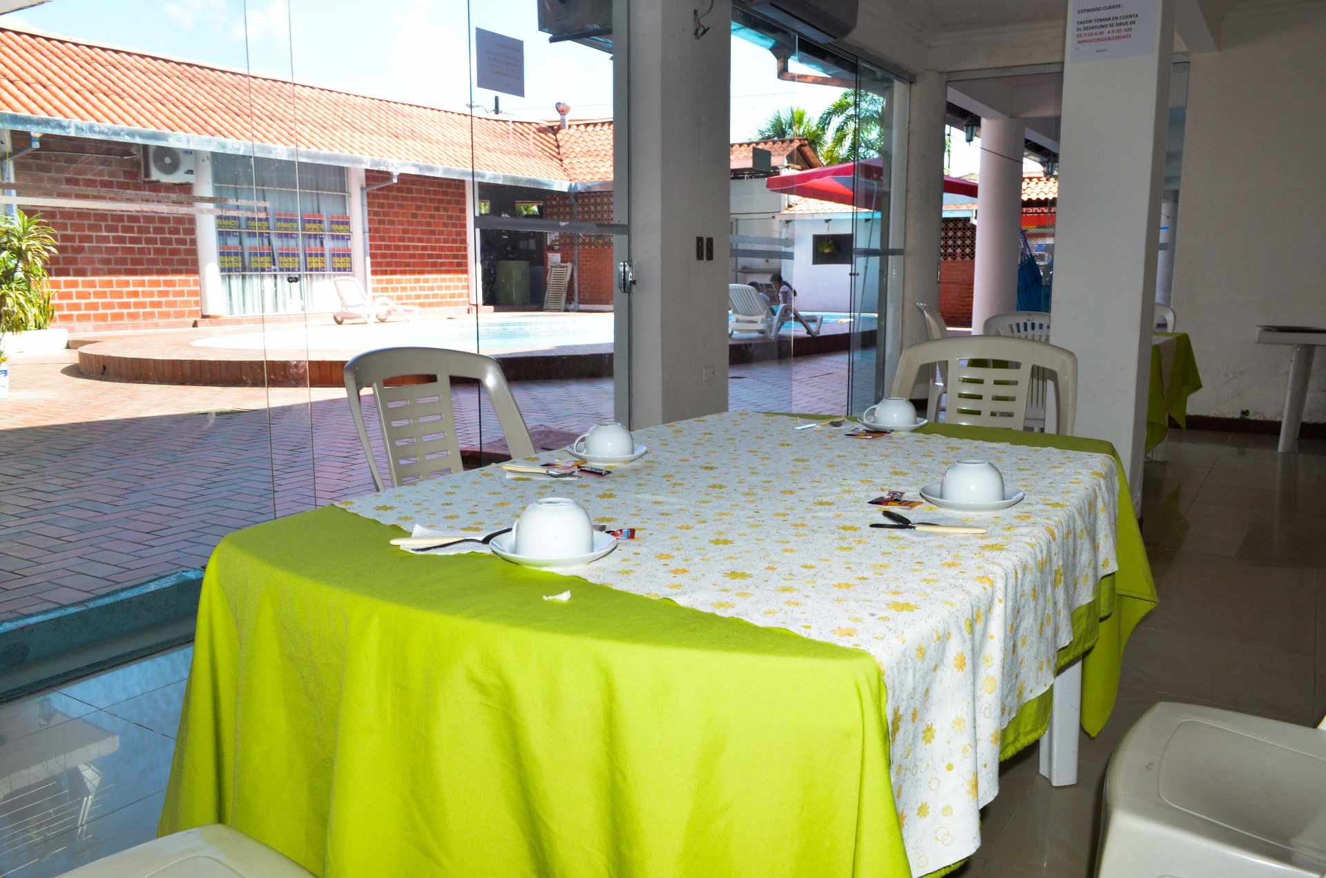 Local comercial en Alalay en Cochabamba 1 dormitorios 10 baños 5 parqueos Foto 4