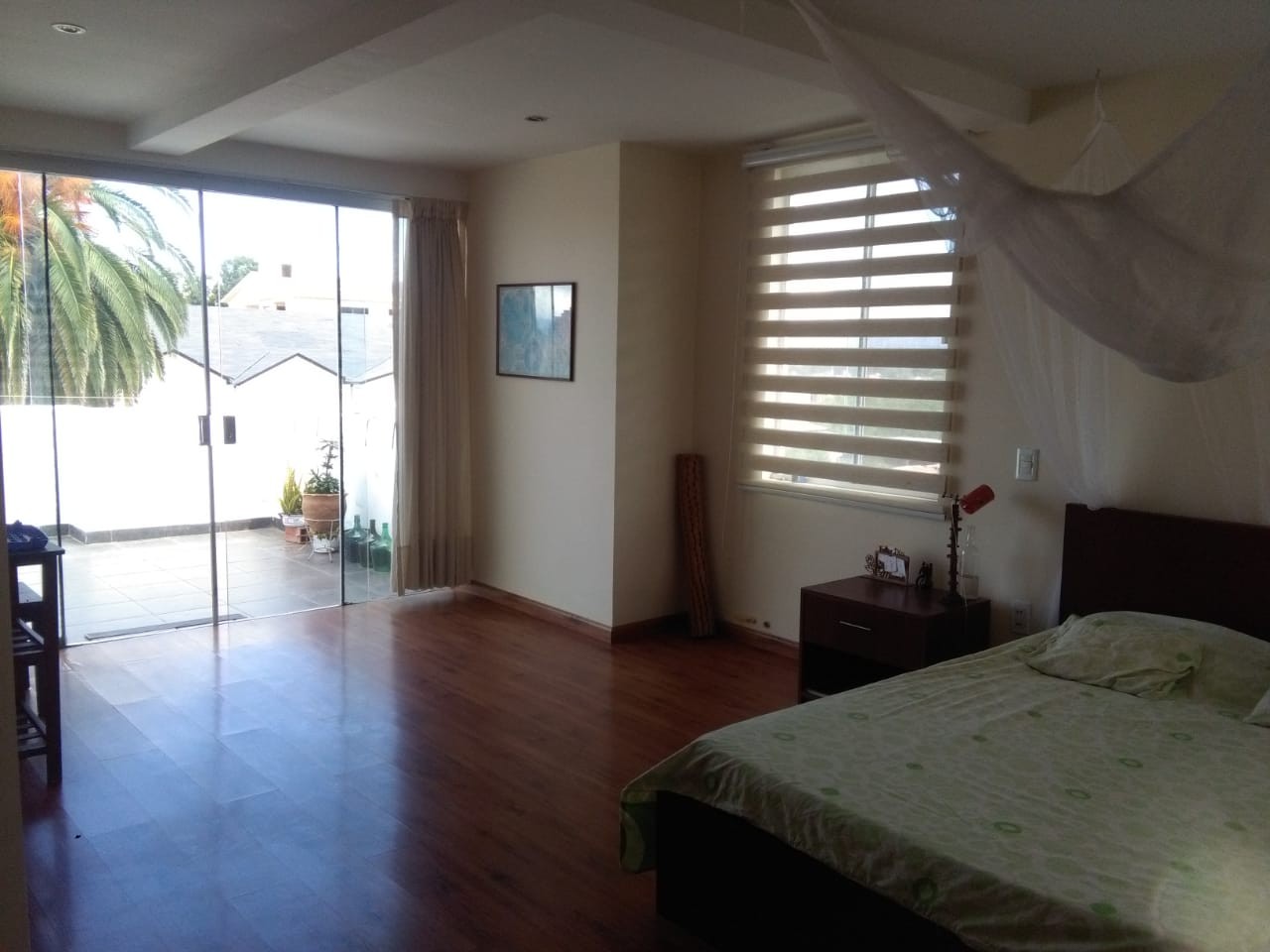 Casa en San Gerónimo en Tarija 4 dormitorios 3 baños 2 parqueos Foto 4