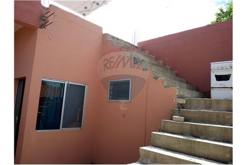 Casa C/ BALLIVIAN   Foto 5