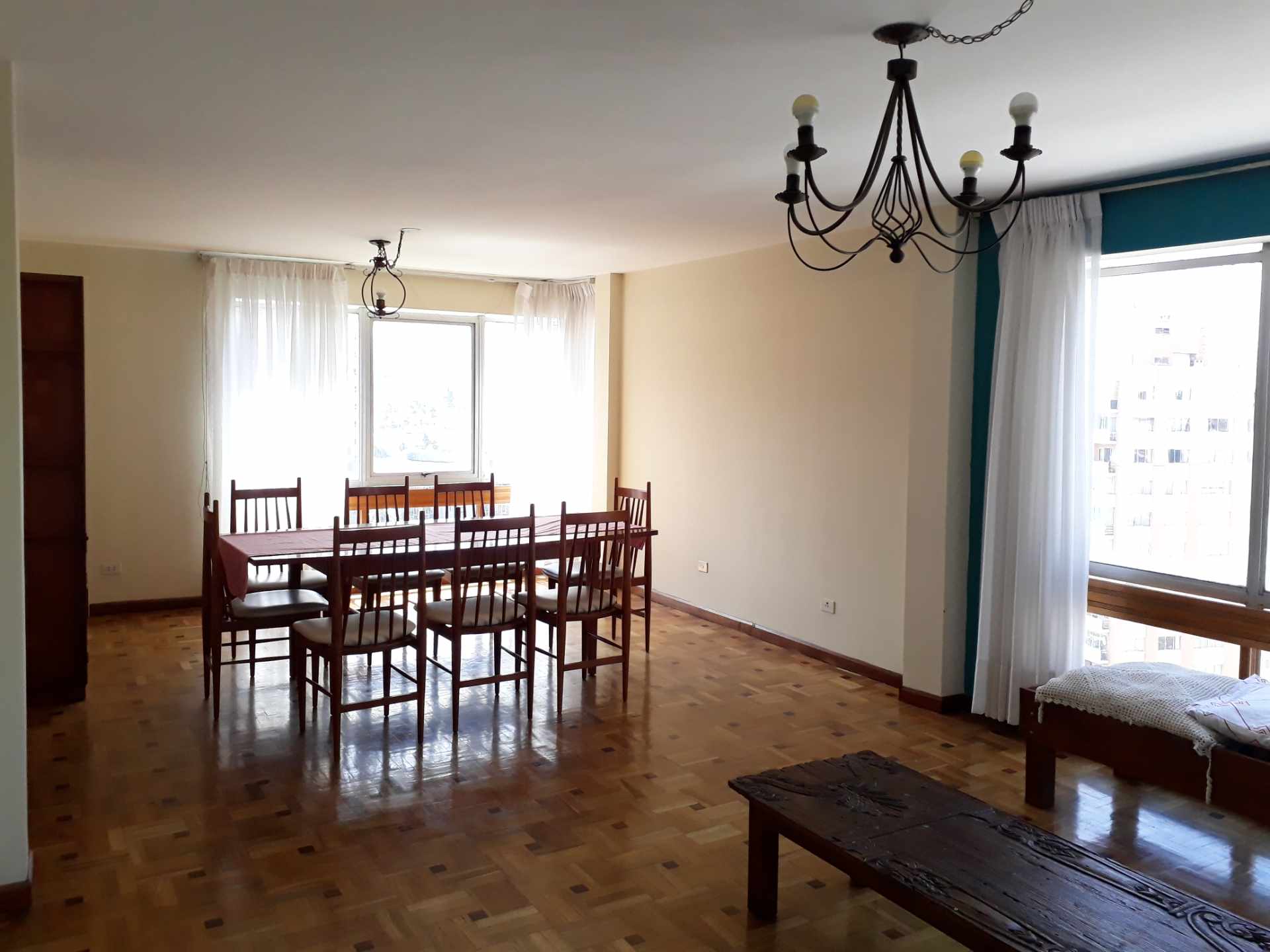 Departamento en AlquilerAv Arce 2456, Plaza Isabel la Católica, Edificio Fernando V, dpto 1802 Foto 2