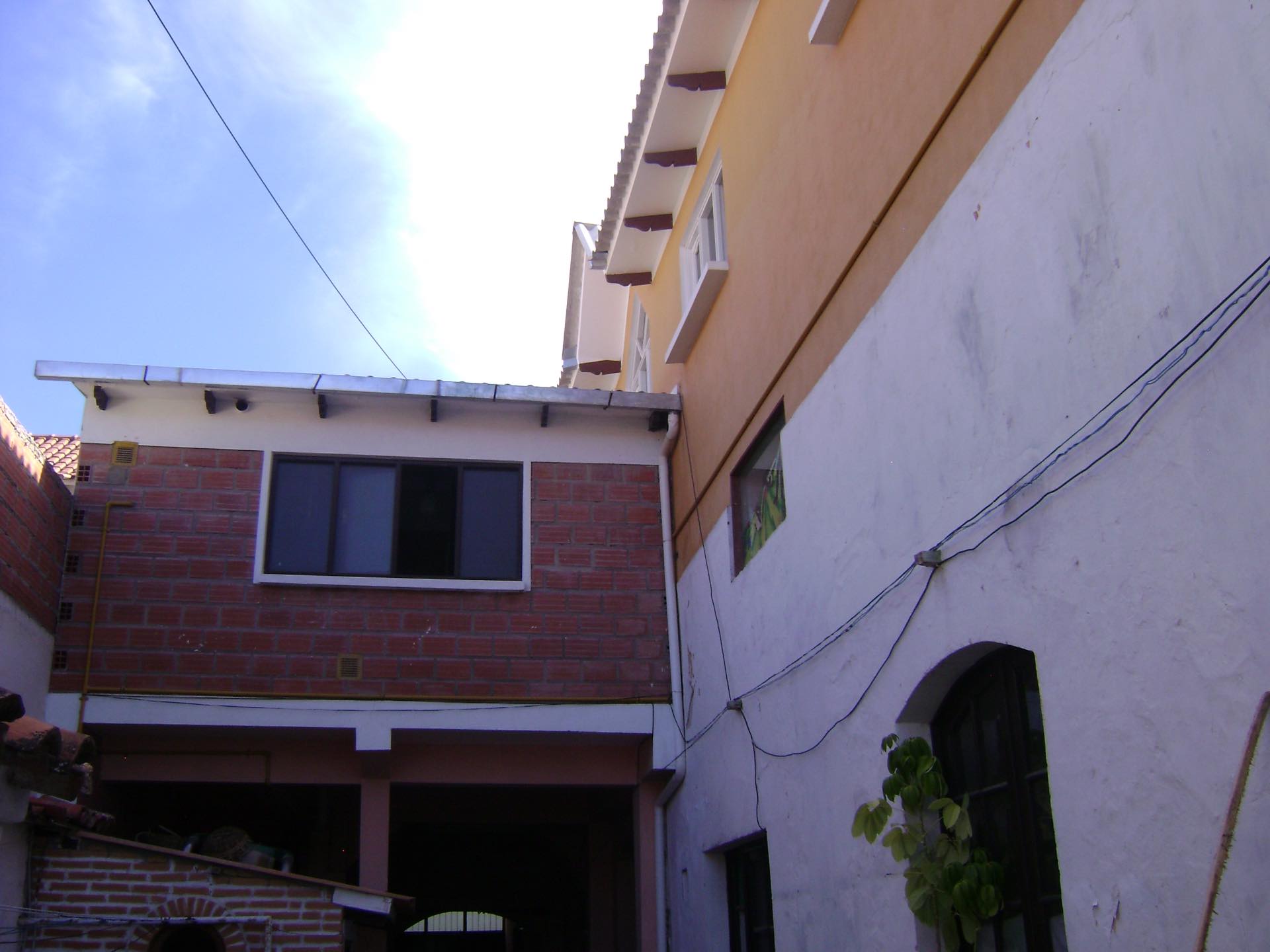 Casa en Sucre en Sucre 15 dormitorios 14 baños 1 parqueos Foto 2