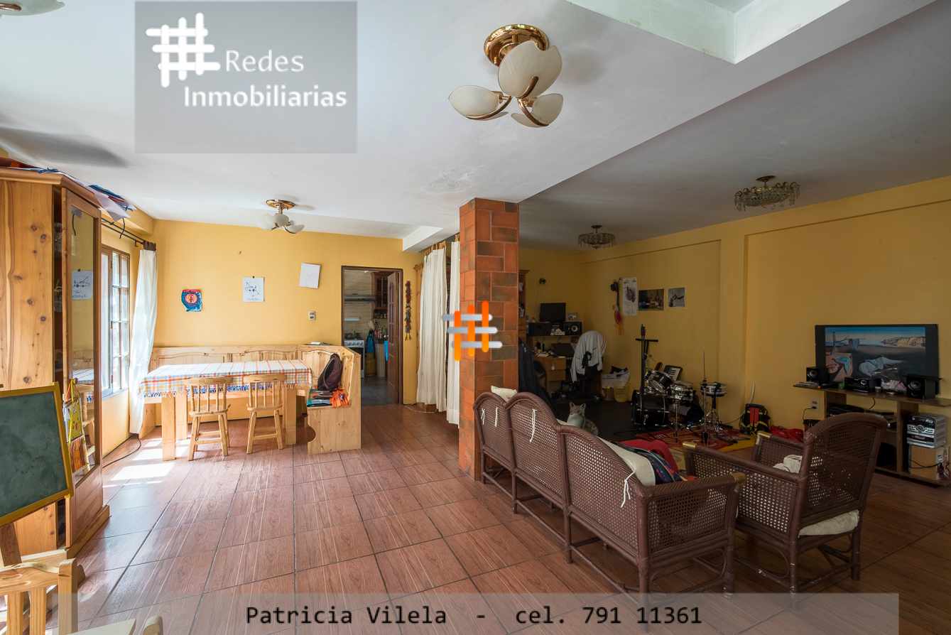 Casa en Achumani en La Paz 5 dormitorios 6 baños 3 parqueos Foto 6