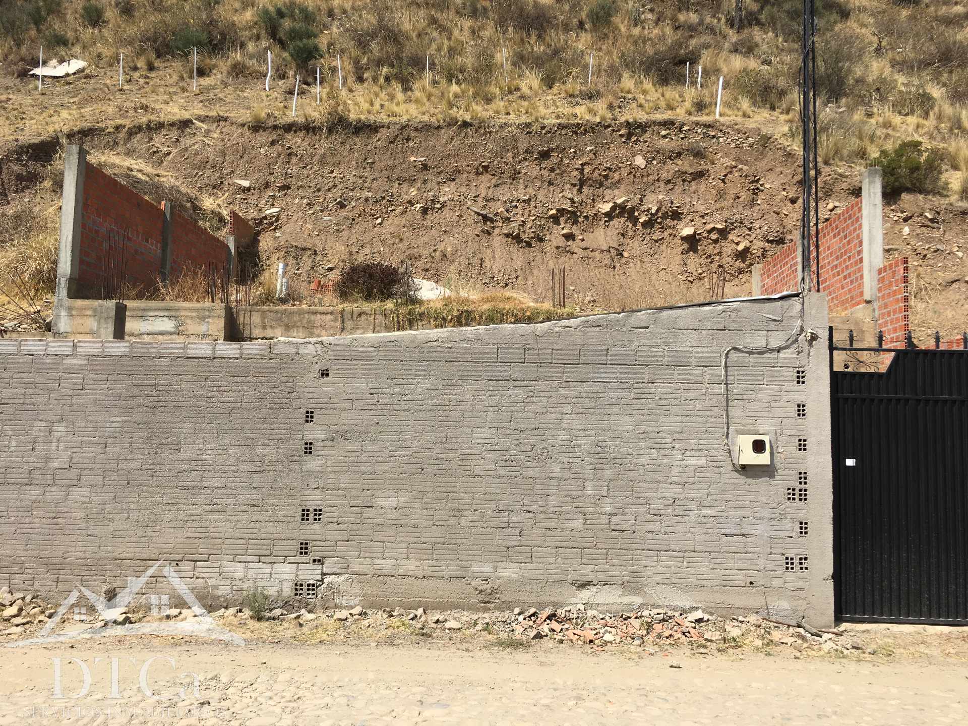 Terreno en Achumani en La Paz    Foto 1