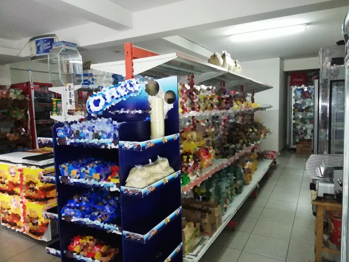 Local comercial en VentaZona Central, Muyurina  2 baños  Foto 2