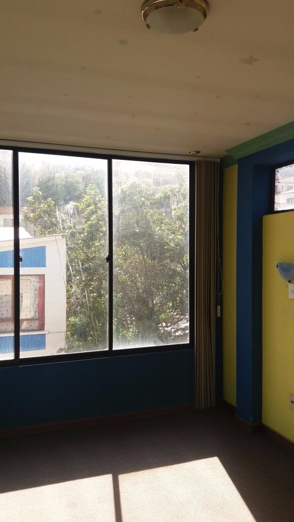 Departamento en Obrajes en La Paz 4 dormitorios 3 baños 1 parqueos Foto 5